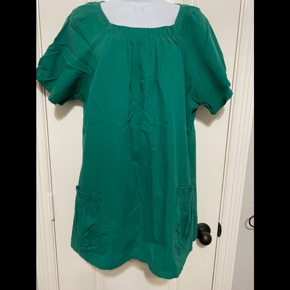 Women’s koi scrub set